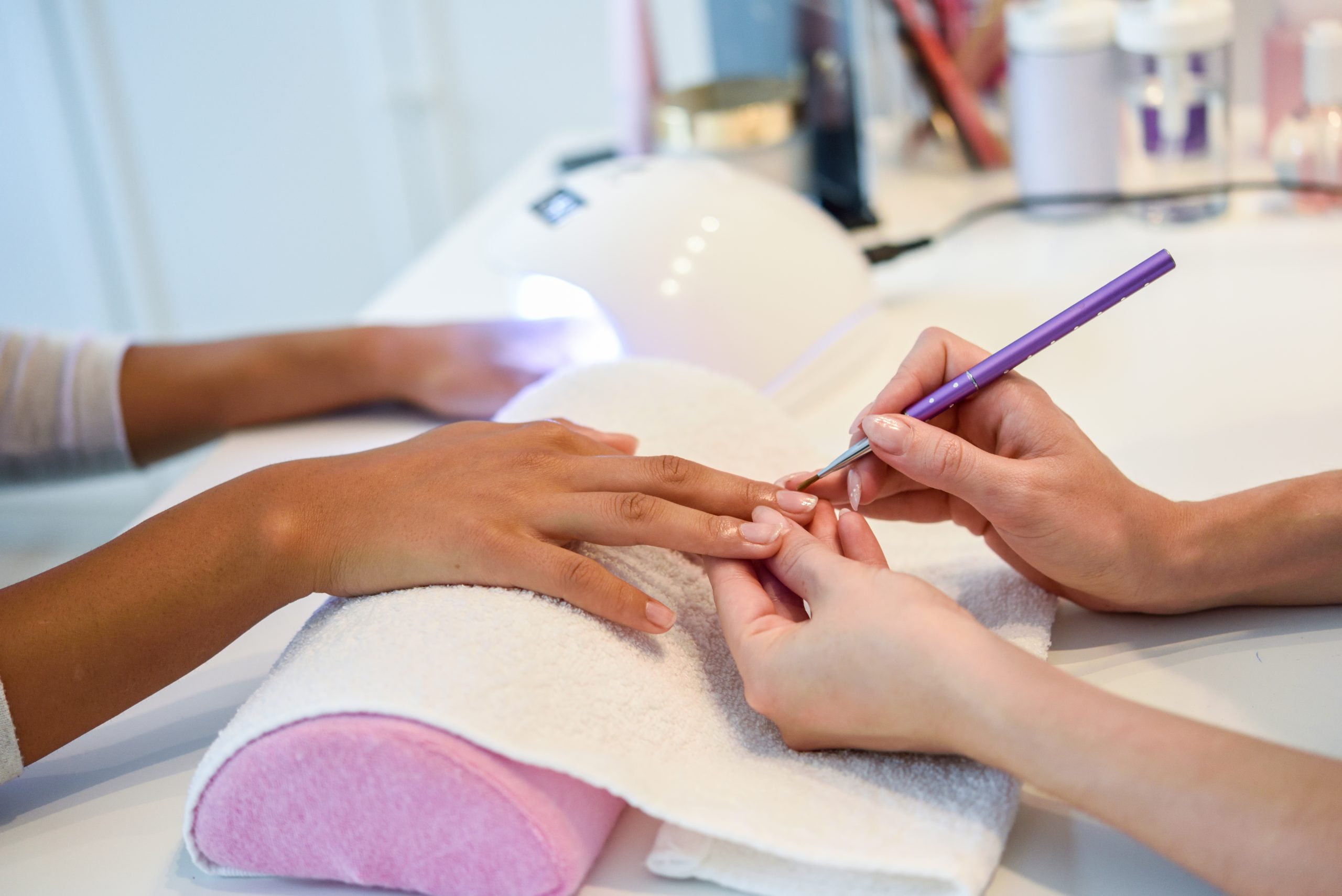 NAIL SALON NEAR ME logo